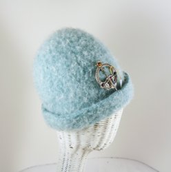MB-01 Felted Aqua Wool Cloche Hat with Pin, Small