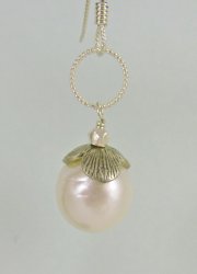 CA-15 Freshwater Pearl Earrings with Tiny Swarovski Crystal