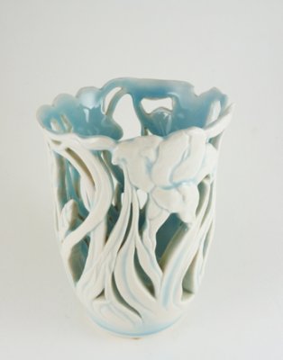 MJE-Elgin Aqua & White Cut Work IRIS Vase